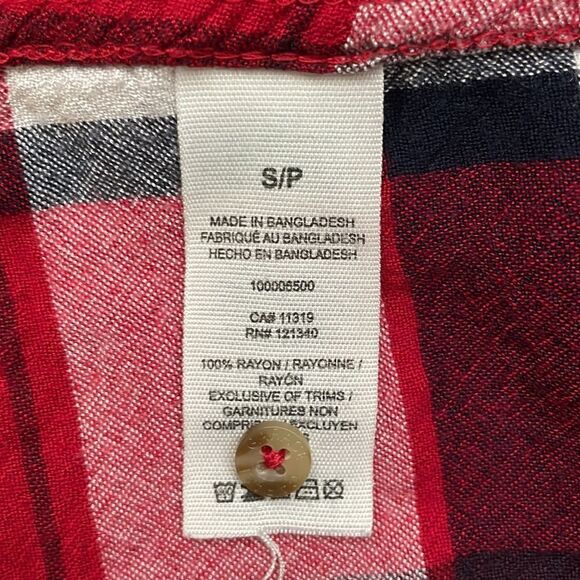 GARAGE Red and White Plaid Button Down Size Small - Picture 9 of 10